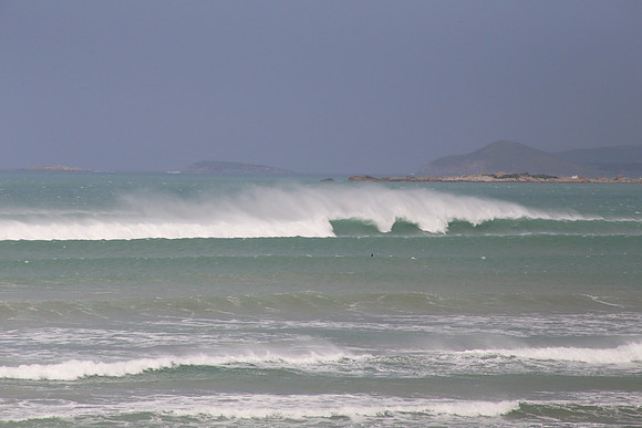 Strong Northerly Waves